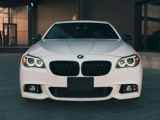 BMW 5 Series foto 1