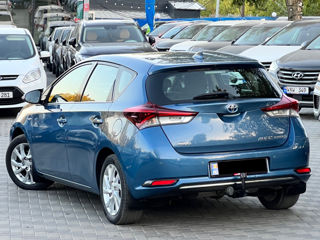 Toyota Auris foto 5