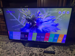 Vînd Smart TV LED LG HDR 4K - 49 (123 cm )