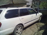 Nissan Primera foto 3