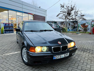 BMW 3 Series foto 5