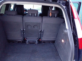 Ford C-Max foto 9