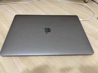 Macbook 15.5 1TB 32GB Intel