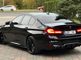 BMW 5 Series foto 6