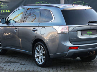 Mitsubishi Outlander foto 6