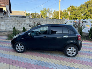 Toyota Yaris foto 3