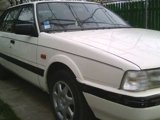 Mazda 626 foto 1