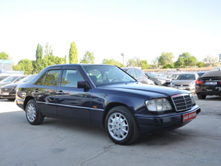 Mercedes Series (W124) foto 3