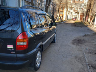 Opel Zafira foto 4