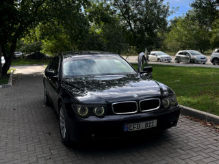 BMW 7 Series foto 1