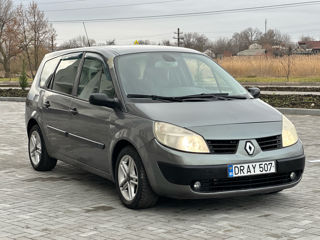 Renault Grand Scenic foto 3