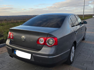 Volkswagen Passat foto 4