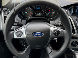 Ford Focus foto 7