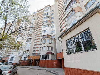 Apartament cu 2 camere, 72 m², Ciocana, Chișinău foto 13