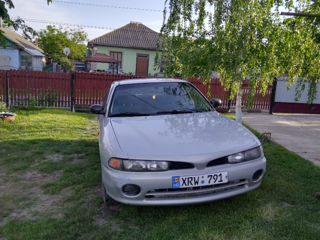 Mitsubishi Galant foto 2