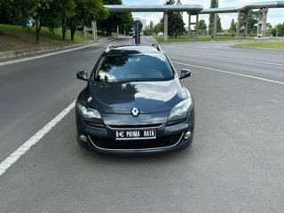 Renault Megane foto 2