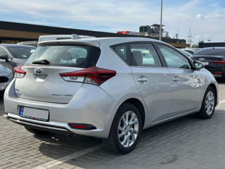 Toyota Auris foto 3