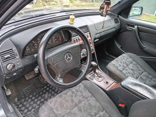 Mercedes C-Class