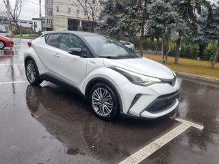 Toyota C-HR foto 3