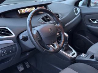 Renault Grand Scenic foto 9