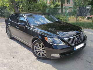 Lexus LS Series