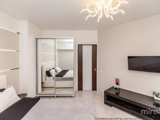 Apartament cu 3 camere, 135 m², Centru, Chișinău foto 5