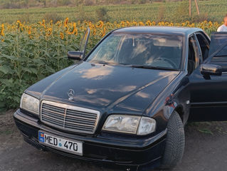 Mercedes C-Class