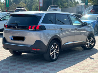 Peugeot 5008 foto 3