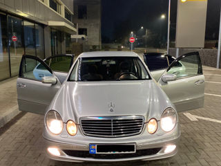 Mercedes E-Class foto 5