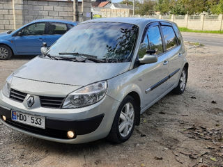 Renault Scenic foto 2