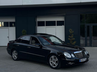 Mercedes E-Class foto 1