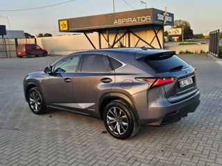 Lexus NX Series foto 3