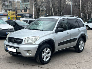 Toyota Rav 4 foto 2