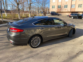 Ford Fusion foto 4