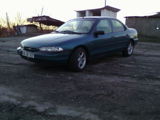 Ford Mondeo foto 3