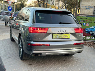 Audi Q7 foto 5