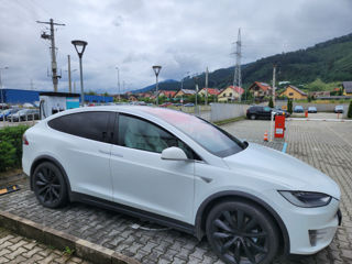 Tesla Model X foto 6