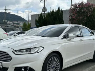 Ford Mondeo foto 1