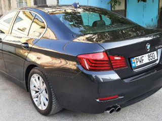 BMW 5 Series foto 6