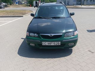 Mazda 626 foto 1