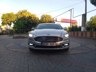 Ford Fusion foto 5