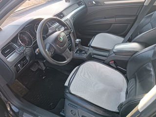 Skoda Superb foto 6