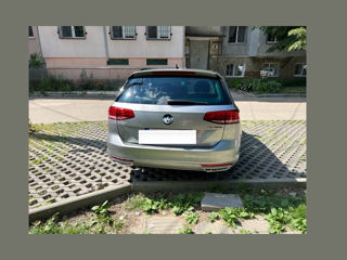 Volkswagen Passat foto 2