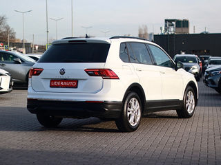 Volkswagen Tiguan foto 6