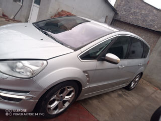 Ford S-Max foto 2