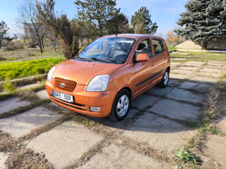 KIA Picanto foto 1