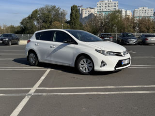 Toyota auris liber spre chirie foto 7