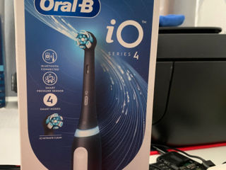 Oral B IO Series 4