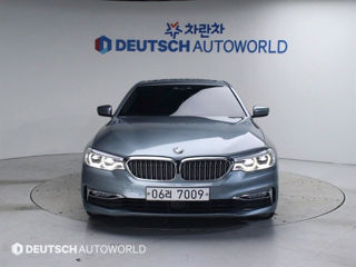 BMW 5 Series foto 3