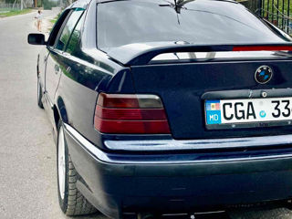 BMW 3 Series foto 3